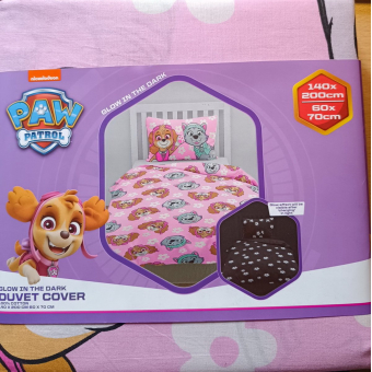 Paw Patrol - dekbedovertrek " glow in the dark " 1 pers 140 X 200 + 1 kussensloop 100% katoen